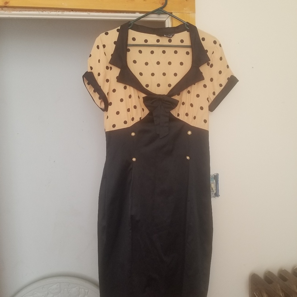 Lady vintage 40s style dress